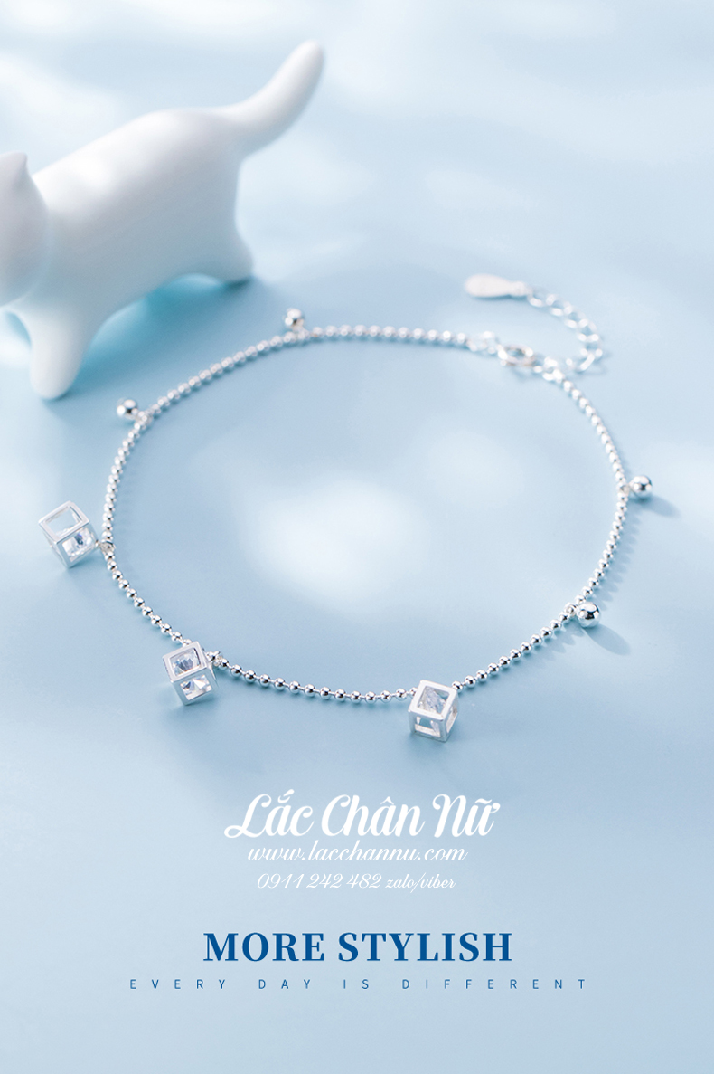 Lắc chân bạc nữ hình lập phương đính đá LCBN244